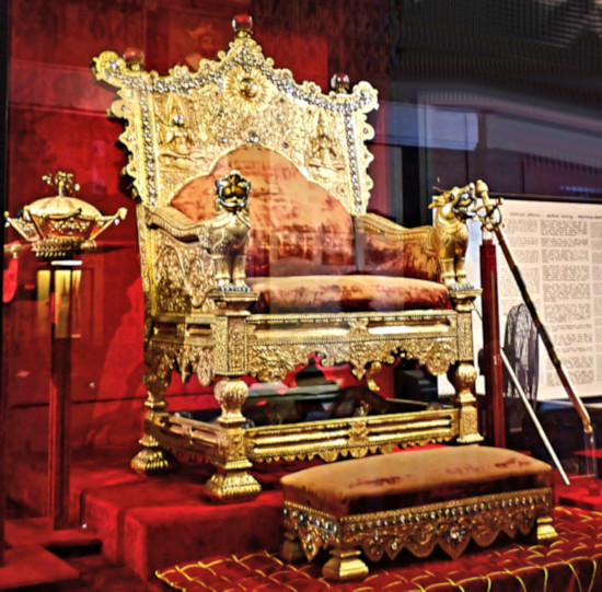 Throne Sri Lanka Museum