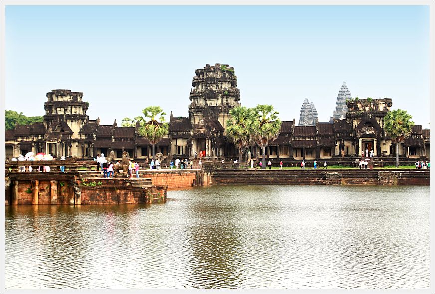 Cambodia_AngkorWat_8203_m