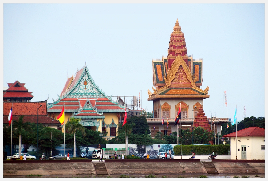 MekongCruise_Cambodia_PhnomP_7315