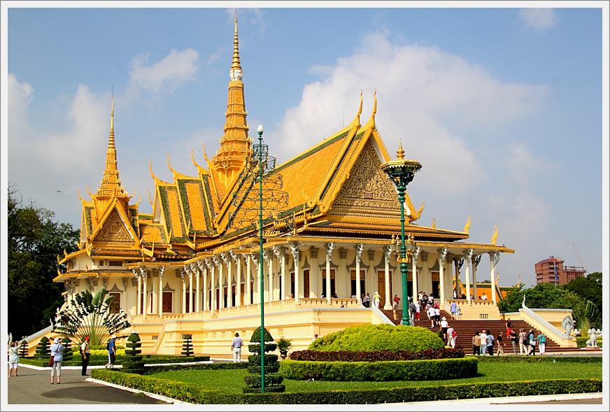 MekongCruise_Cambodia_RoyalPal_7337_m