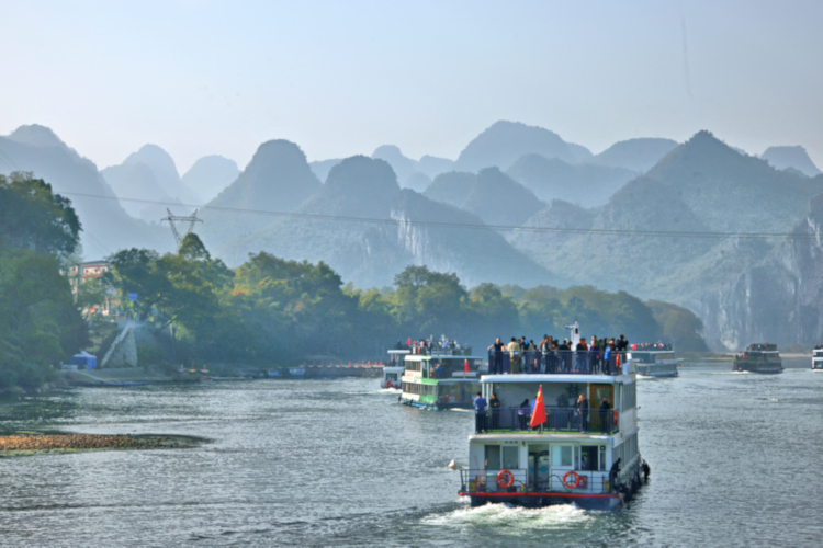 Li River Cruise through the karsk hills