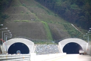 Highways&Tunnels_0304_m