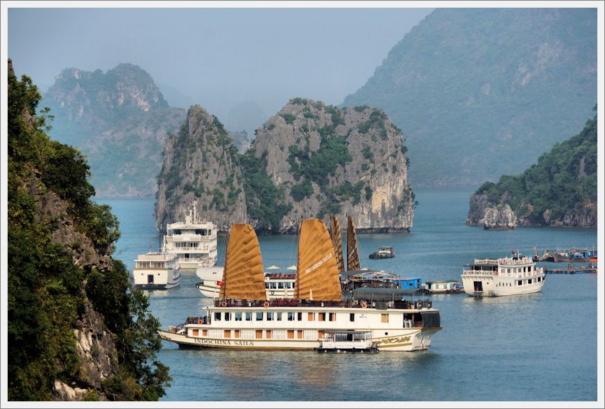 HaLongBay_fromcave_DSC03184