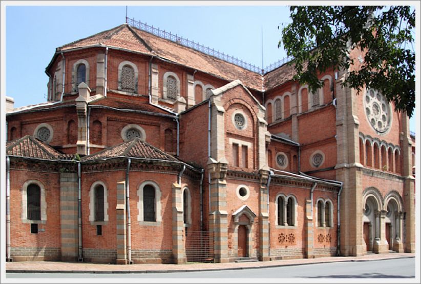 Saigon_Cathedral_6634