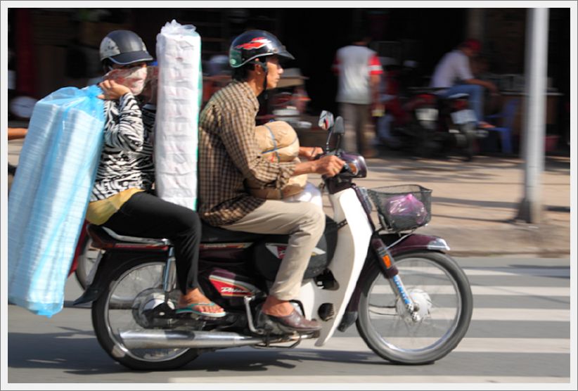 Saigon_StreetTraffic_6508