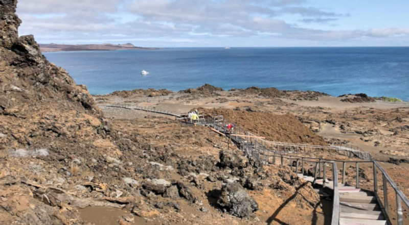 Bartolome island