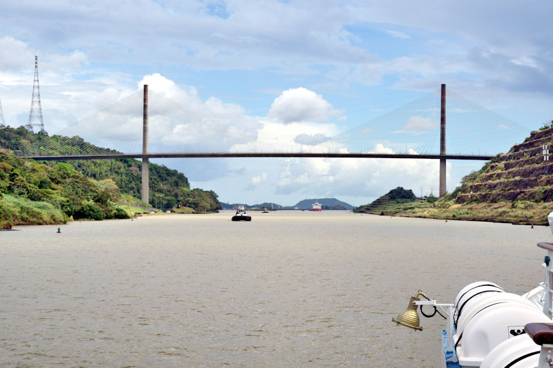 Gaillard Cut, Panama Canal - approaching the Centennial Bridge