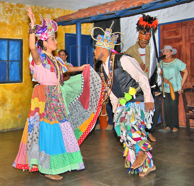 Folkloric Show, Panama City