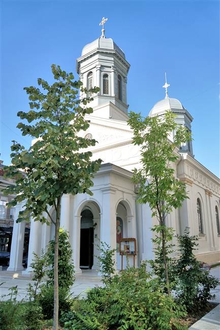 _650_Bucharest_TheWhiteChurch_DSC03494