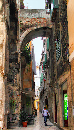 Split_Streets_0509.jpg