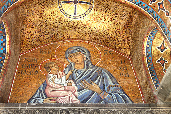 Athens_ErmouStreet_ExtMosaics_0187.jpg