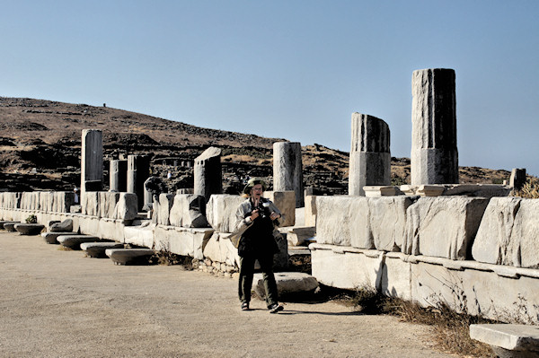 Delos_WalkingTheSacredWayDSC03972.jpg