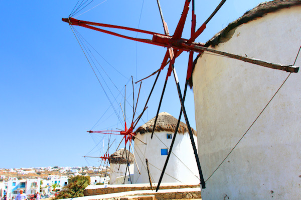 Mykonos_Windmills_2824.jpg