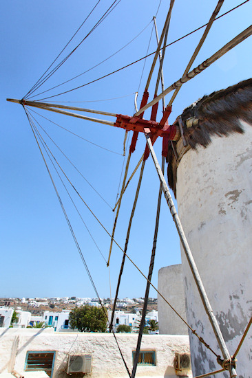 Mykonos_Windmills_2825.jpg