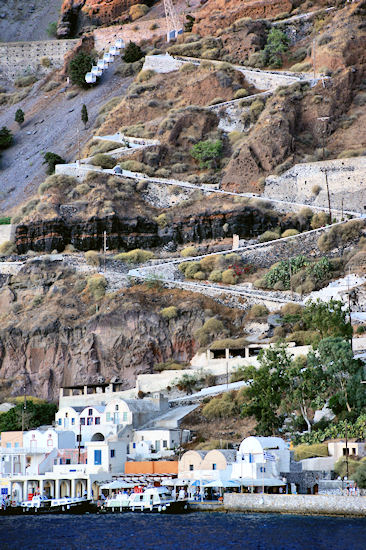 Santorini_Fira_DSC03935.jpg