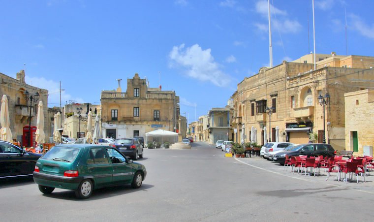 Malta_2593_Gozo_Xaghra_Main Square_m