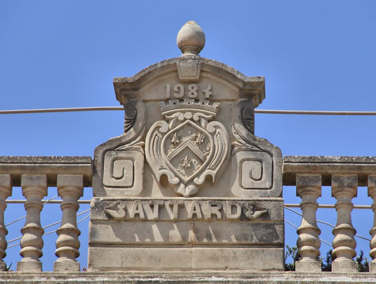 Malta_2599_Gozo_Xaghra Region_1980's Houses with Family Crests_m