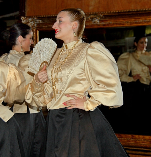 Malta_1949_18th C Costume Folkloric Dancers_m