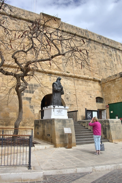 Malta_1781_Valletta_Saint James Cavalier in Castille Square_m