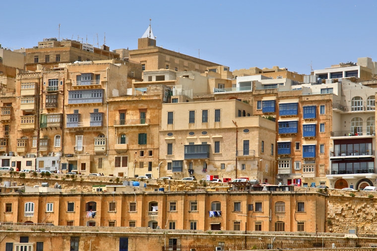 Malta_2104_Valletta_Traditional Houses_m