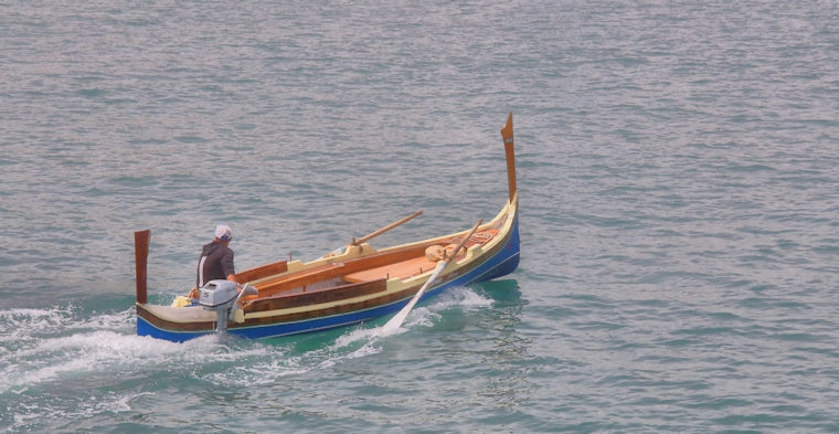 Malta_2129_Valletta_Traditional Boatman_m