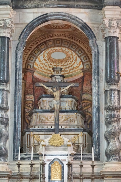 Inside the Church of St Francis, Evora, Portugal