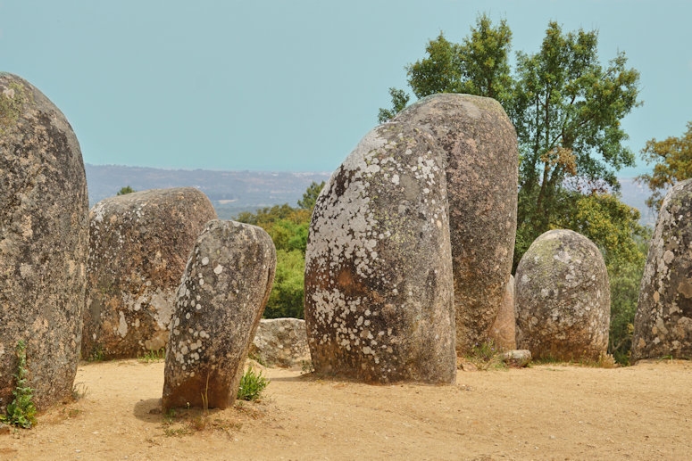 Almendres Cromlech standing stones, 10 km west of Evora, Portugal