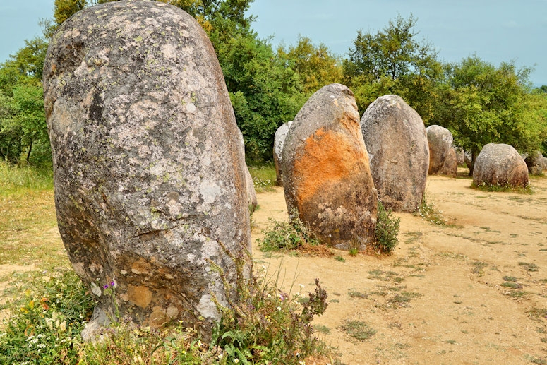 Almendres Cromlech standing stones, 10 km west of Evora, Portugal