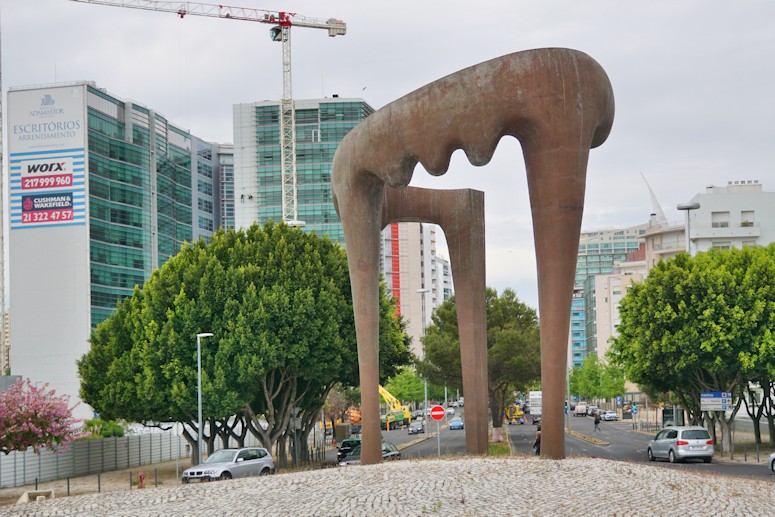 Statue in Lisbon