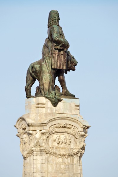 Statue of Marquis de Pombal with lion in the square of that name, Lisbon