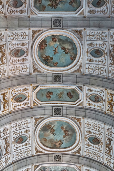 Inside the Church of the Franciscans, Porto