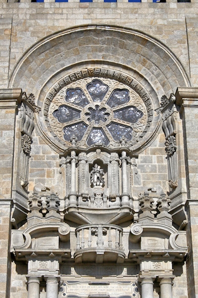 The Porto Cathedral overlooks the old town of Porto called the Bairro da Sé or 