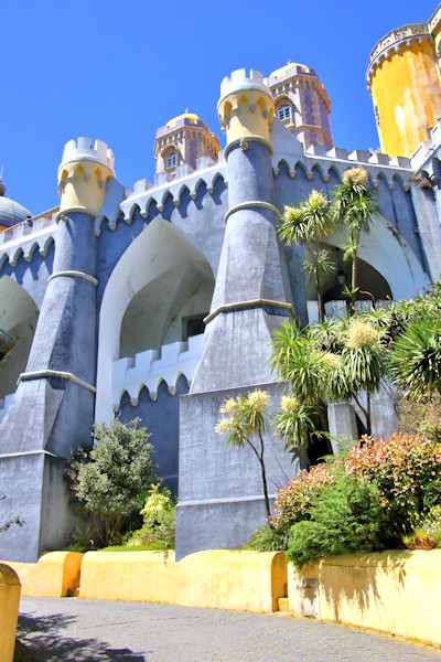 Walking up the Sintra hill we meet the massive bulwarks of the Pena Palace