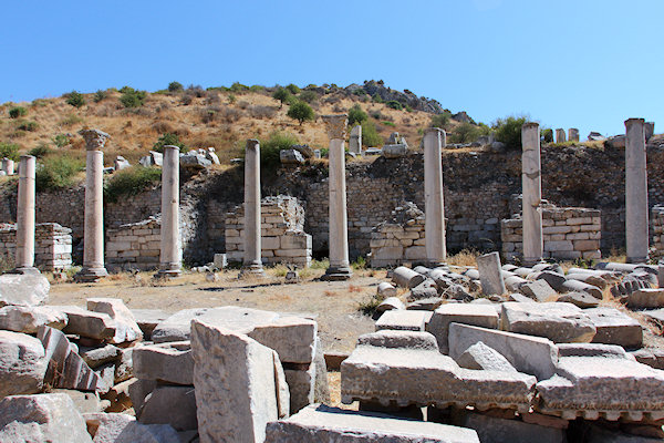 Ephesus_2797.jpg