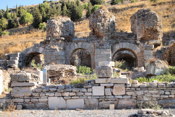 Ephesus_9568.jpg