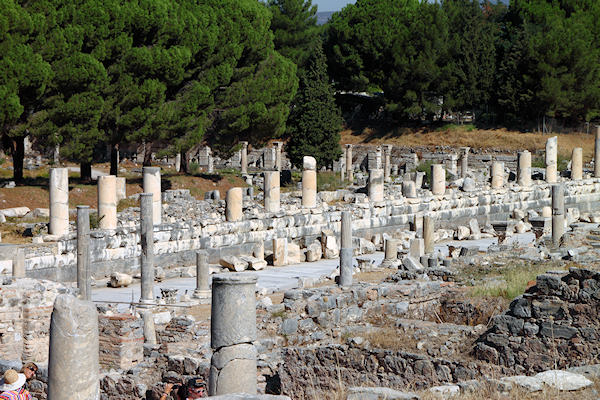 Ephesus_9626.jpg