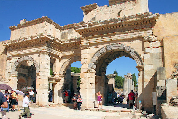 Ephesus_9687.jpg