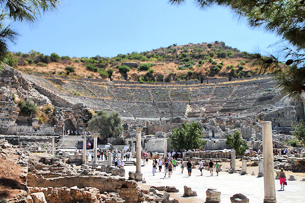 Ephesus_9705.jpg