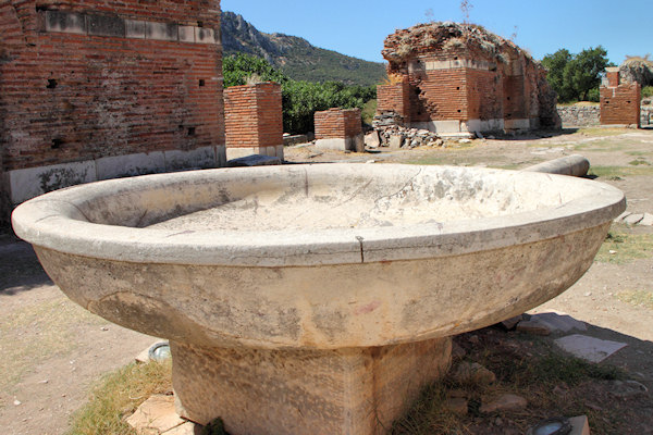 Ephesus_9713.jpg