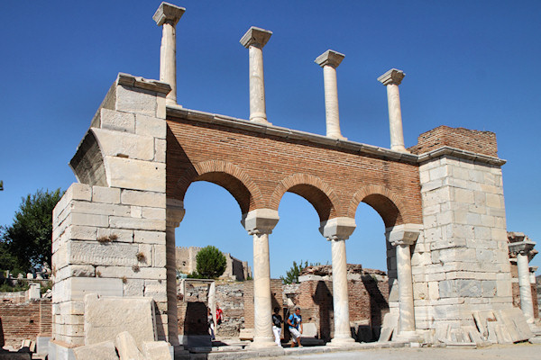 Ephesus_9734.jpg