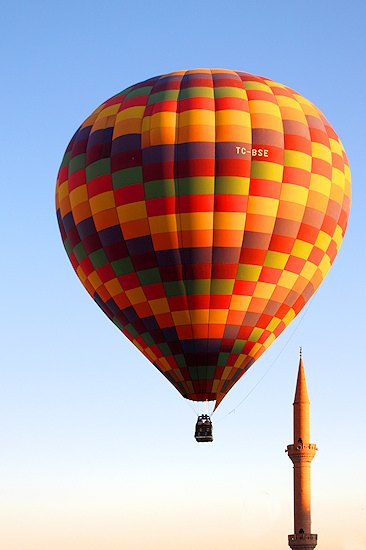 BalloonsOverGoreme_8907.jpg