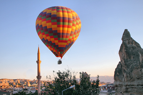 BalloonsOverGoreme_8908.jpg