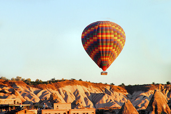 BalloonsOverGoreme_8914.jpg