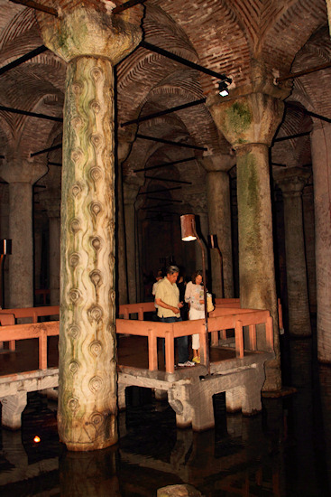 Istanbul_Cistern_9298.jpg