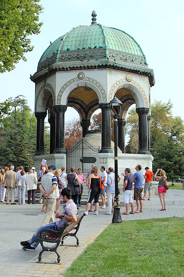 Istanbul_Hippodrome_9276.jpg