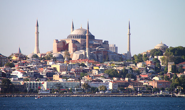 Istanbul_SanSophia_External_9542.jpg