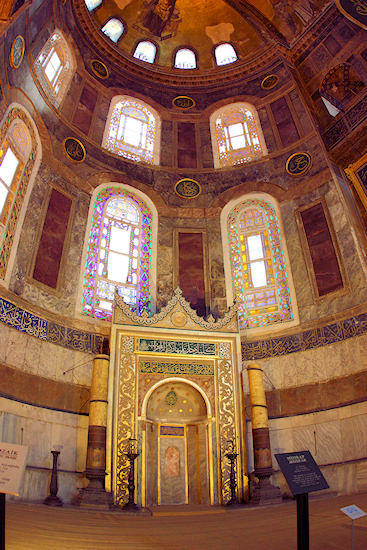 Istanbul_SanSophia_Interior_2683.jpg