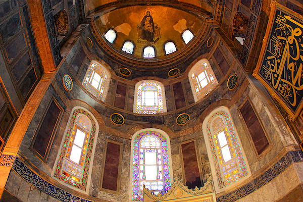 Istanbul_SanSophia_Interior_2684.jpg