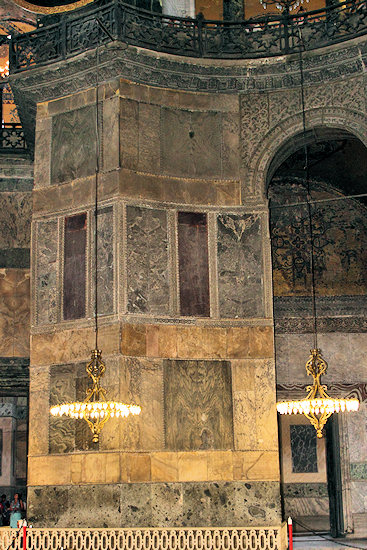 Istanbul_SanSophia_Interior_9197.jpg