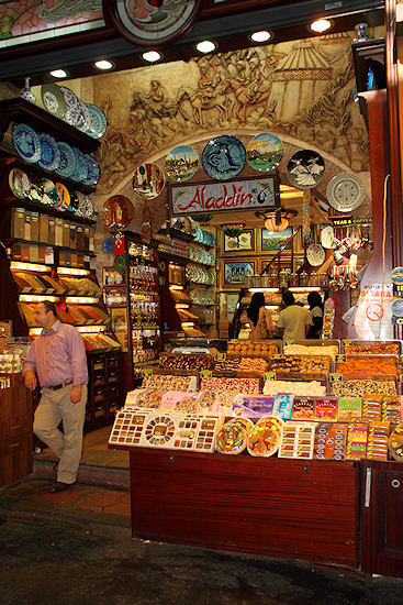 Istanbul_SpiceMarket_9461.jpg